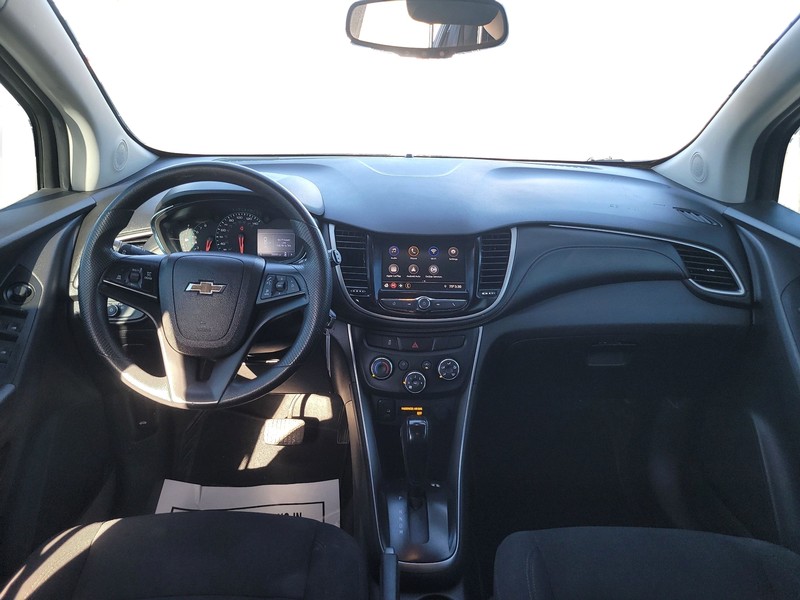 Chevrolet Trax Vehicle Full-screen Gallery Image 16