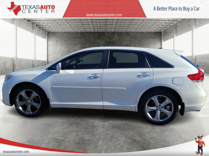 Toyota Venza Vehicle Full-screen Gallery Image 5