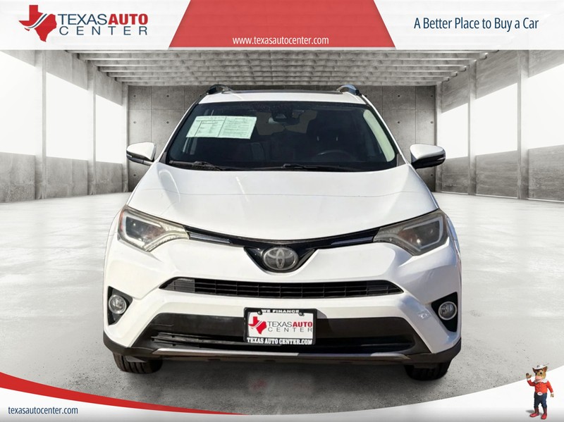 Toyota RAV4 Vehicle Full-screen Gallery Image 03