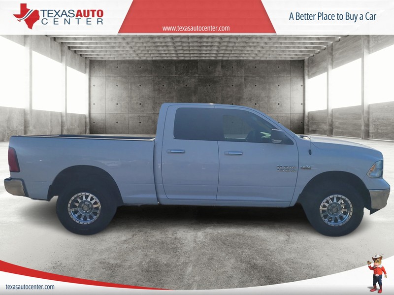 Ram 1500 Vehicle Full-screen Gallery Image 4