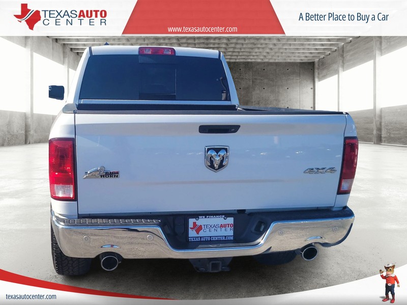 Ram 1500 Vehicle Full-screen Gallery Image 6