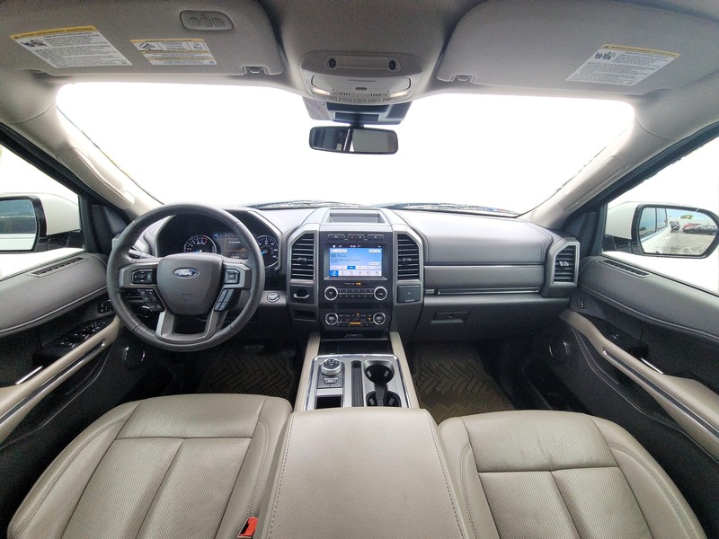 Ford Expedition Vehicle Full-screen Gallery Image 14