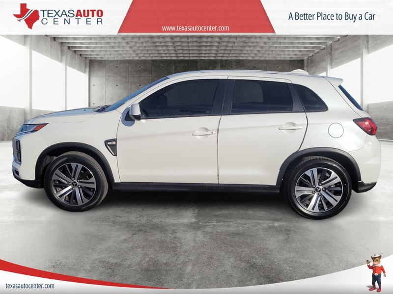 Mitsubishi Outlander Sport Vehicle Full-screen Gallery Image 5