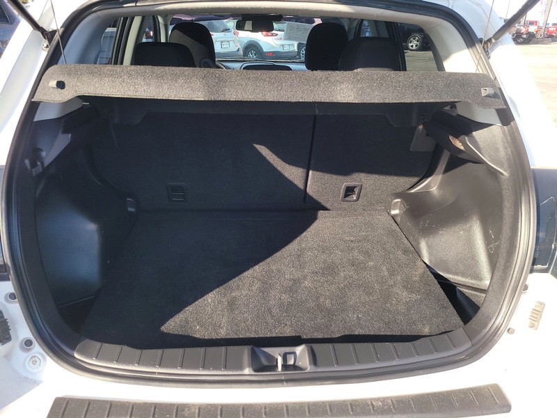 Mitsubishi Outlander Sport Vehicle Full-screen Gallery Image 11