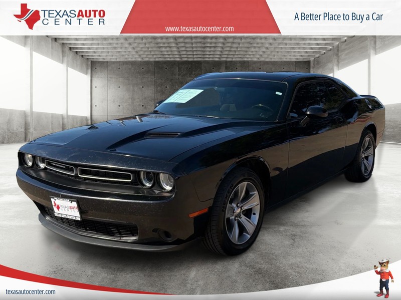 Dodge Challenger Vehicle Full-screen Gallery Image 02