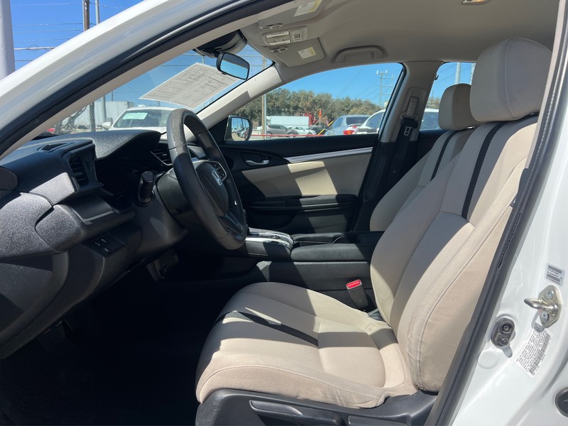 Honda Civic Sedan Vehicle Full-screen Gallery Image 7