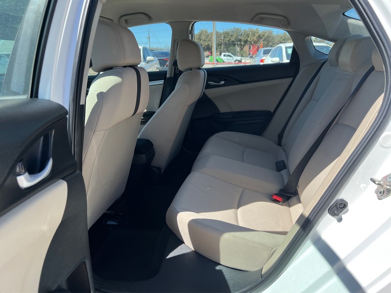 Honda Civic Sedan Vehicle Full-screen Gallery Image 8