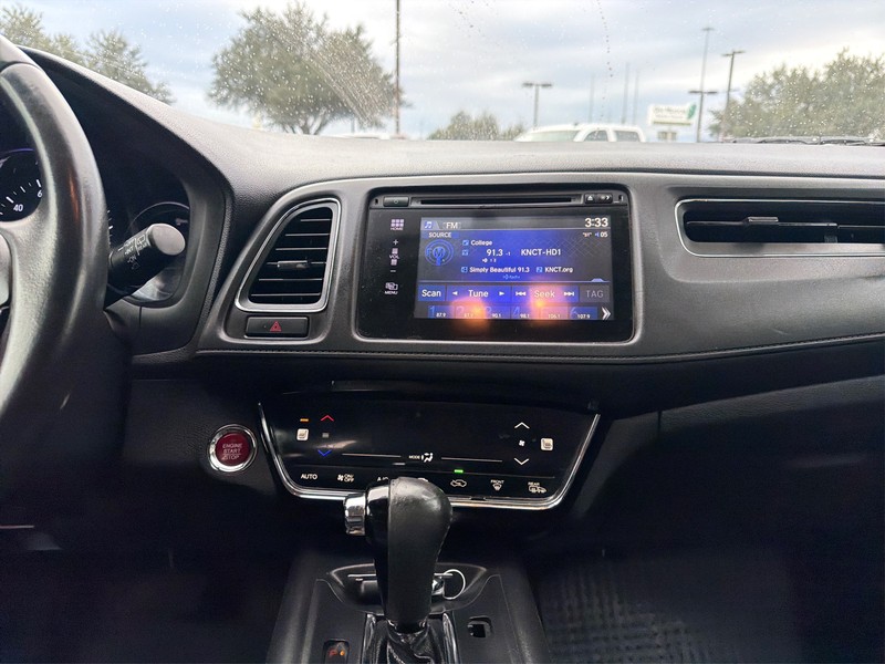 Honda HR-V Vehicle Full-screen Gallery Image 12