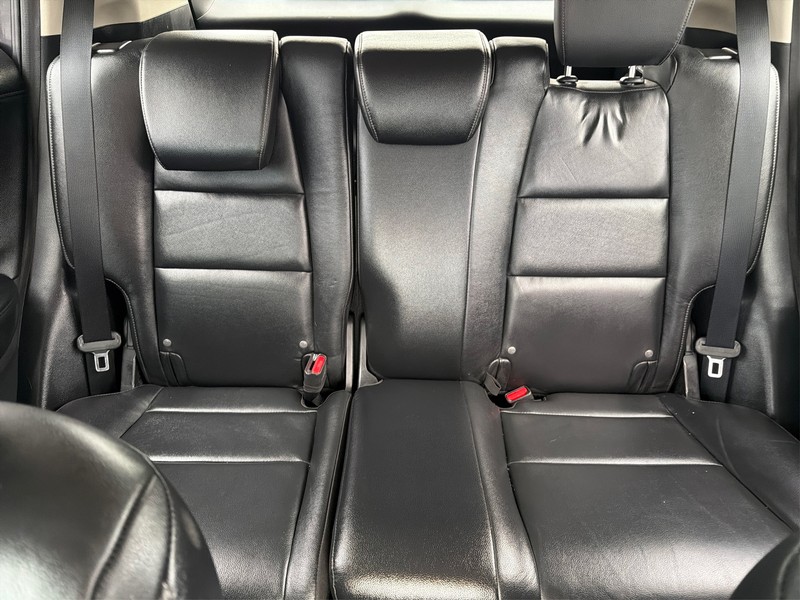 Honda HR-V Vehicle Full-screen Gallery Image 13