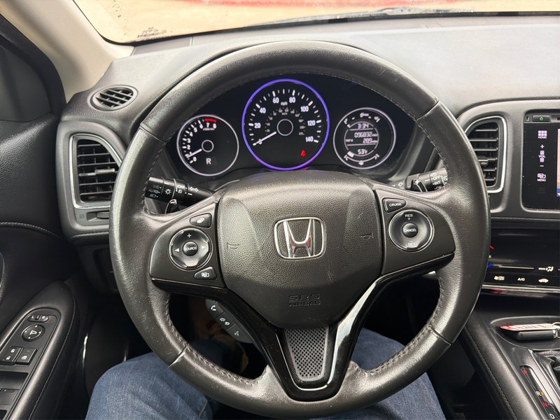 Honda HR-V Vehicle Full-screen Gallery Image 14