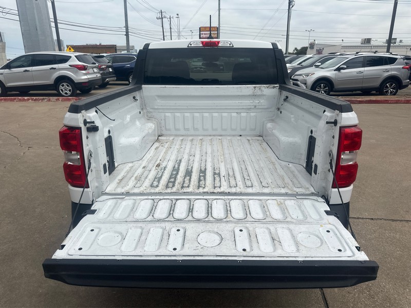 Ford Maverick Vehicle Full-screen Gallery Image 11