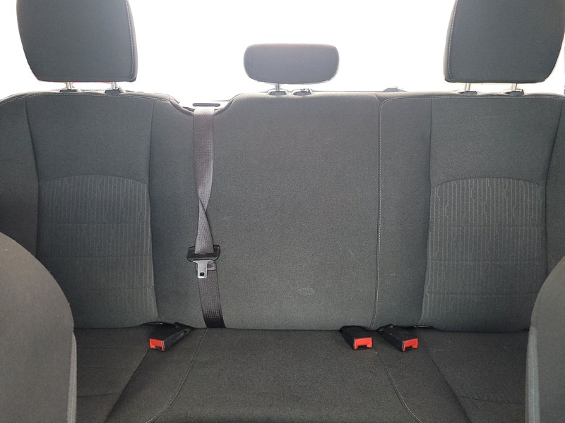 Ram 1500 Classic Vehicle Full-screen Gallery Image 12