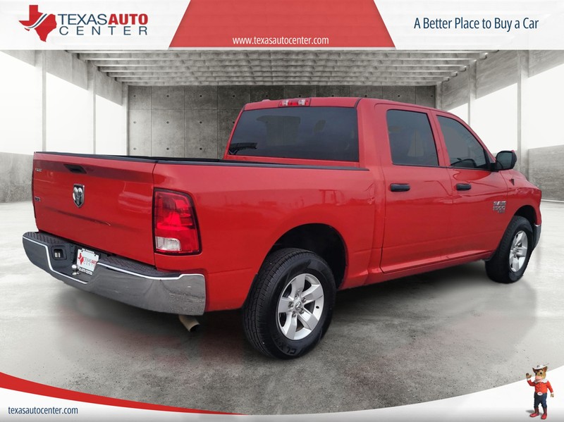 Ram 1500 Classic Vehicle Full-screen Gallery Image 07