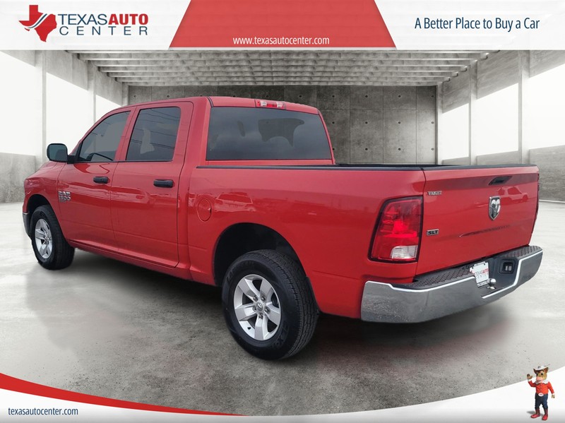 Ram 1500 Classic Vehicle Full-screen Gallery Image 08