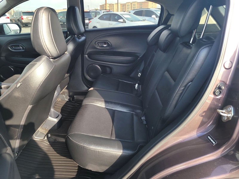 Honda HR-V Vehicle Full-screen Gallery Image 10