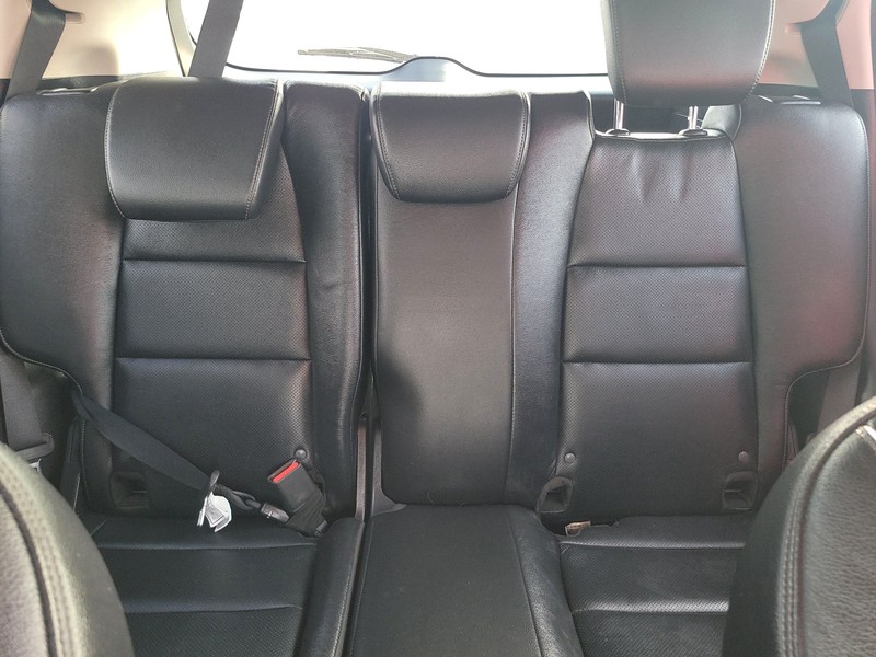 Honda HR-V Vehicle Full-screen Gallery Image 13