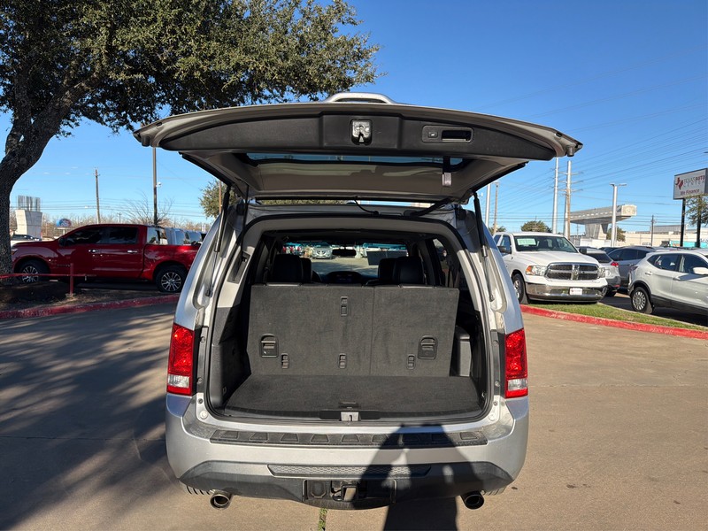 Honda Pilot Vehicle Full-screen Gallery Image 11