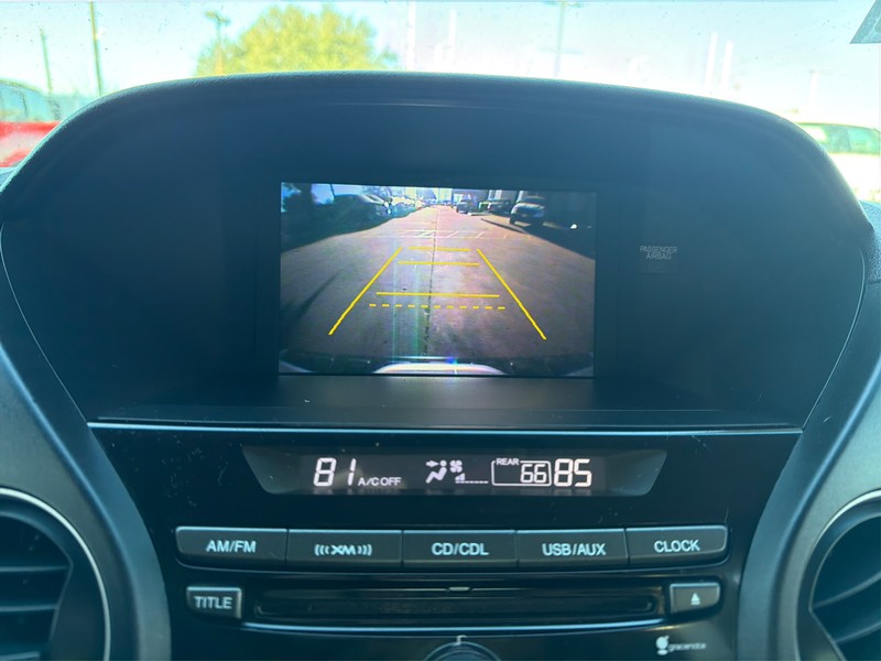 Honda Pilot Vehicle Full-screen Gallery Image 17