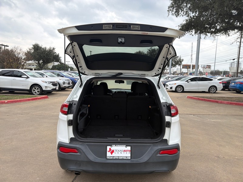 Jeep Cherokee Vehicle Full-screen Gallery Image 11