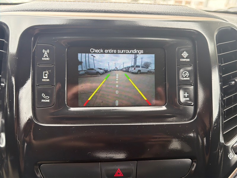 Jeep Cherokee Vehicle Full-screen Gallery Image 17