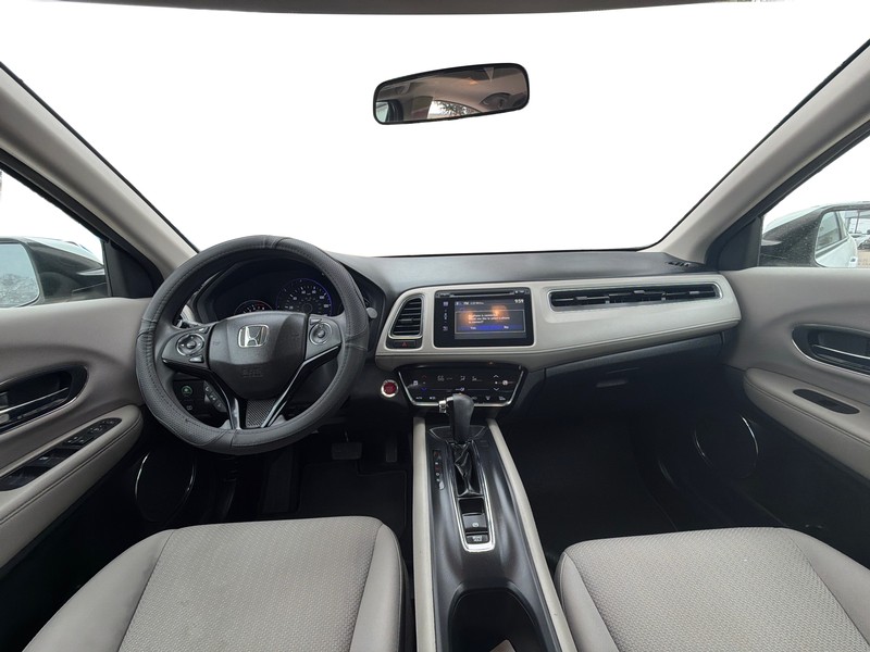 Honda HR-V Vehicle Full-screen Gallery Image 15