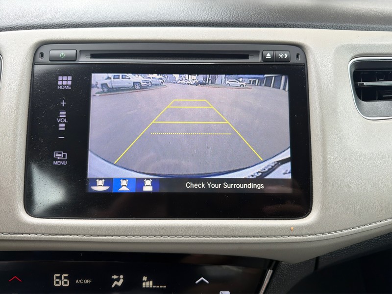 Honda HR-V Vehicle Full-screen Gallery Image 17