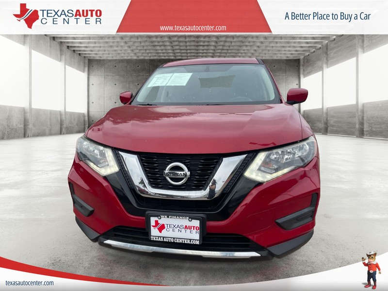 Nissan Rogue Vehicle Full-screen Gallery Image 03