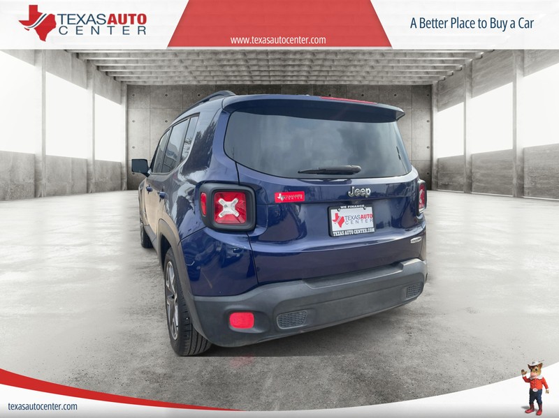 Jeep Renegade Vehicle Full-screen Gallery Image 07