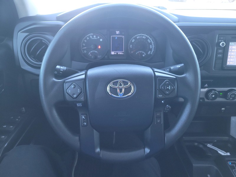 Toyota Tacoma 2WD Vehicle Full-screen Gallery Image 13