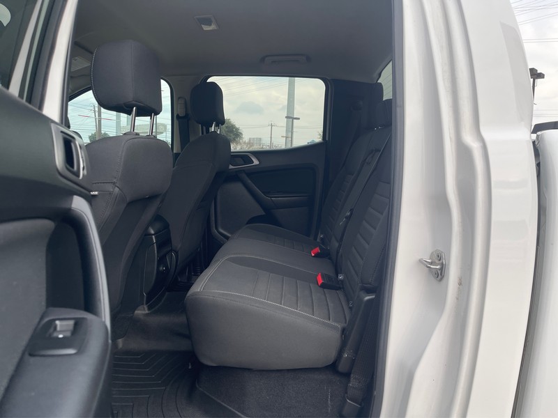 Ford Ranger Vehicle Full-screen Gallery Image 8