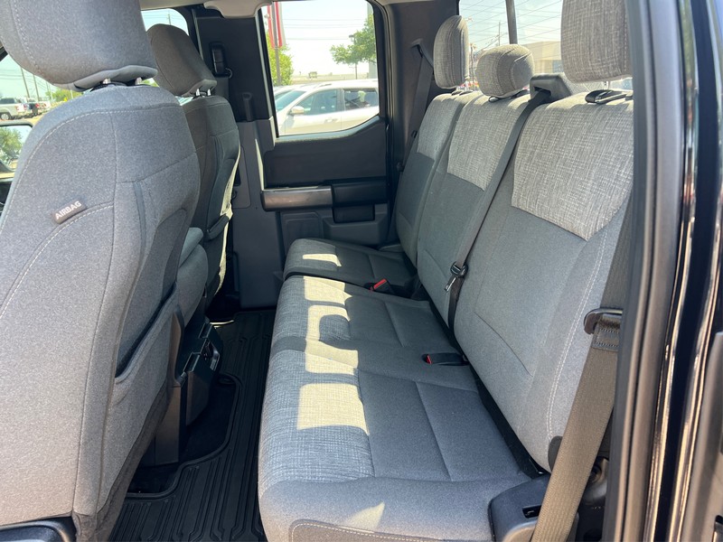 Ford F-150 Vehicle Full-screen Gallery Image 10