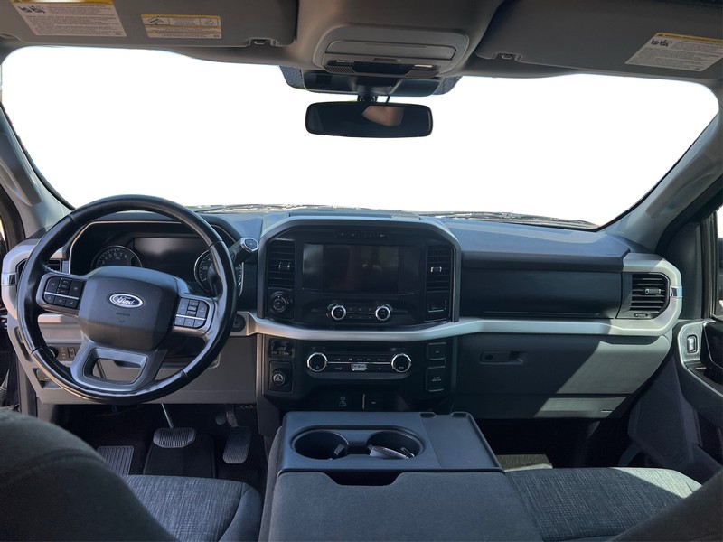 Ford F-150 Vehicle Full-screen Gallery Image 15