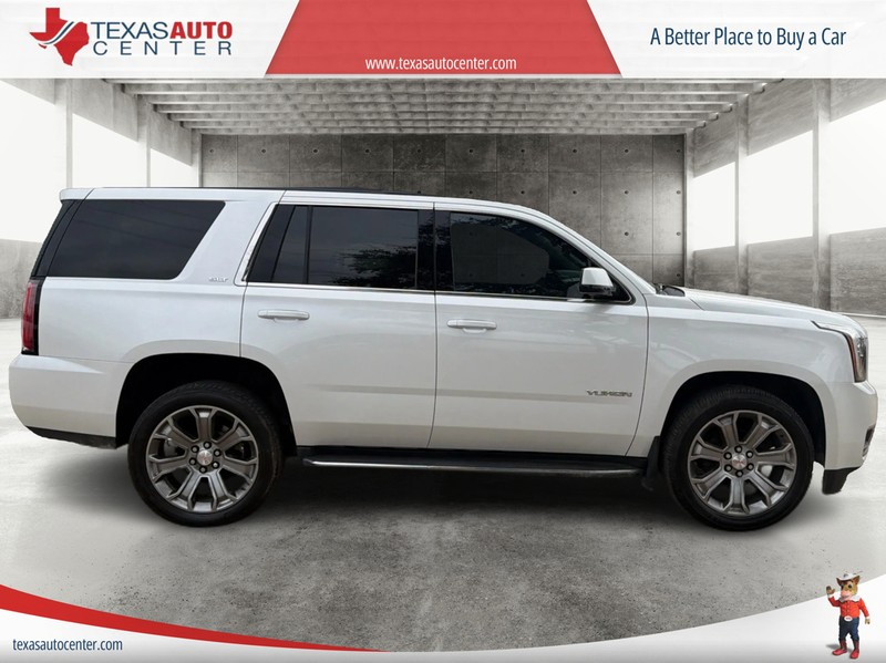 GMC Yukon Vehicle Full-screen Gallery Image 4