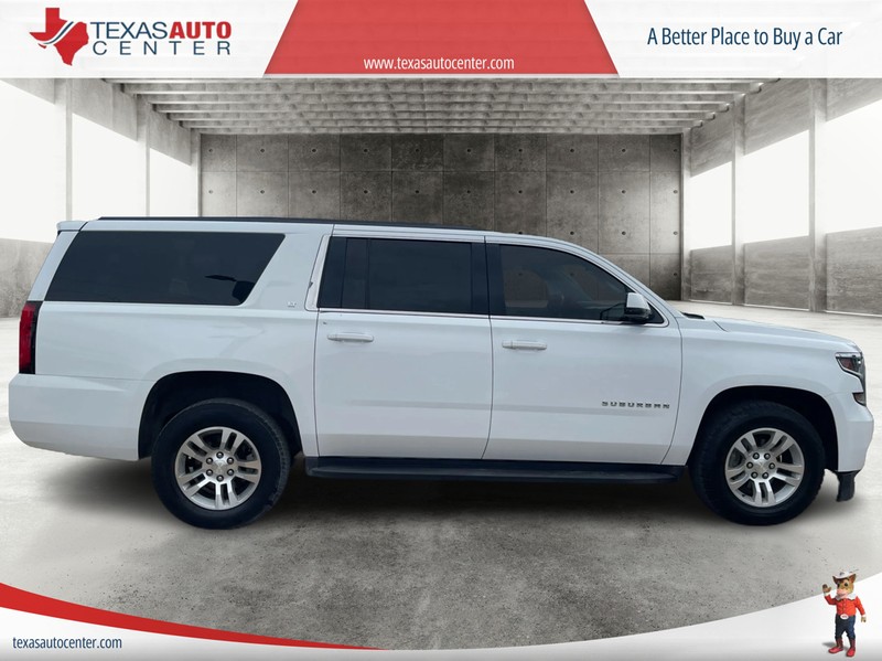 Chevrolet Suburban Vehicle Full-screen Gallery Image 4