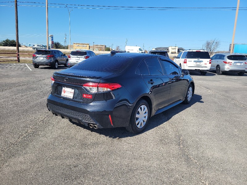 Toyota Corolla Vehicle Full-screen Gallery Image 6