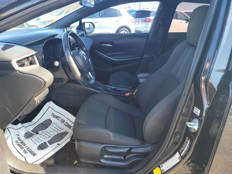 Toyota Corolla Vehicle Full-screen Gallery Image 8