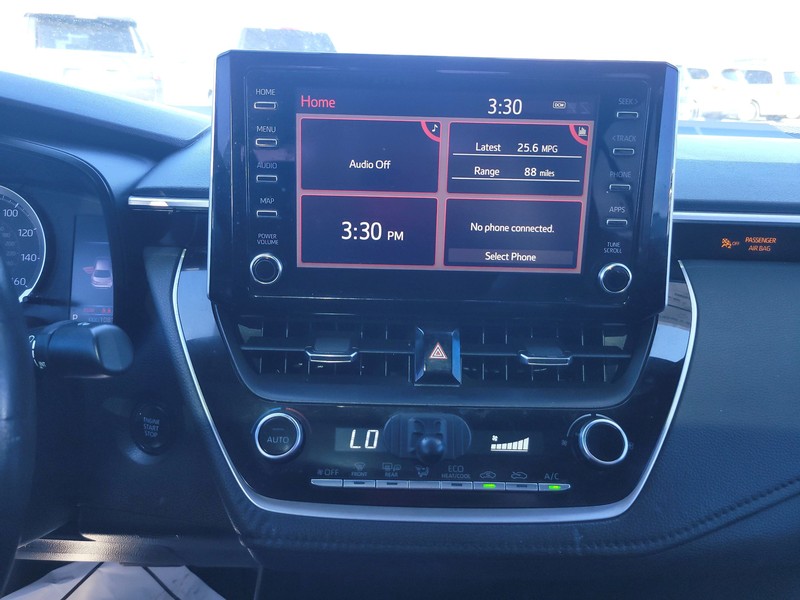 Toyota Corolla Vehicle Full-screen Gallery Image 10