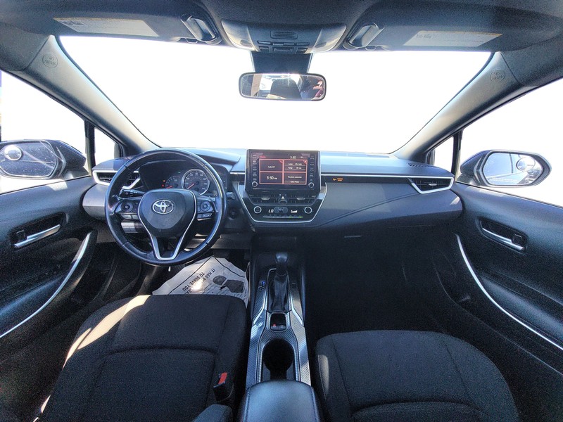 Toyota Corolla Vehicle Full-screen Gallery Image 13