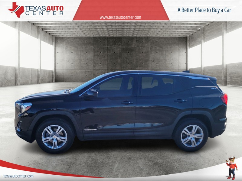 GMC Terrain Vehicle Full-screen Gallery Image 02