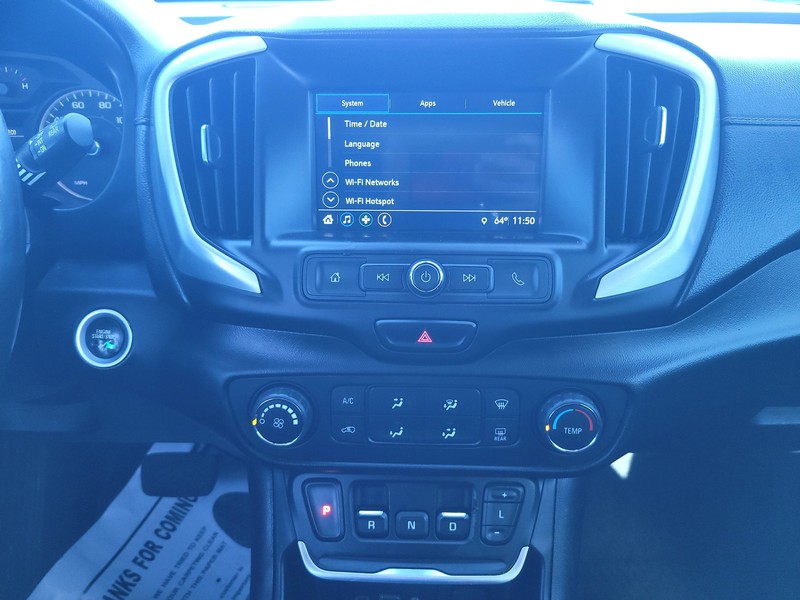 GMC Terrain Vehicle Full-screen Gallery Image 12