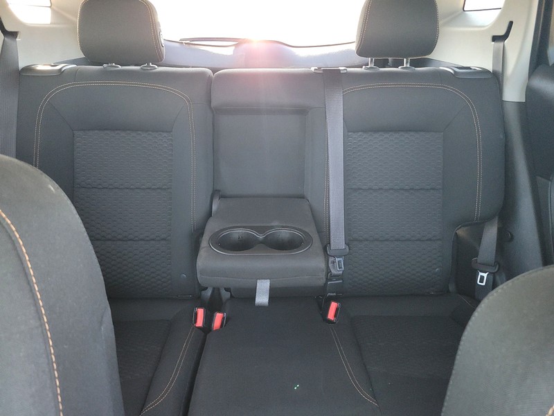 GMC Terrain Vehicle Full-screen Gallery Image 13