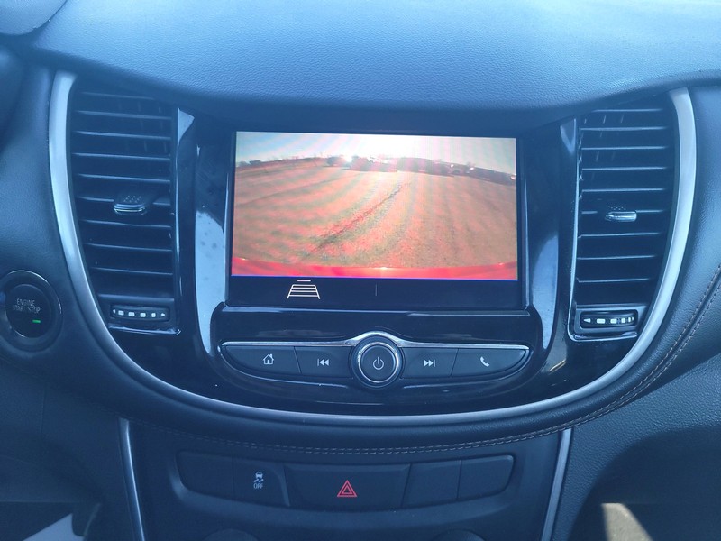 Chevrolet Trax Vehicle Full-screen Gallery Image 17