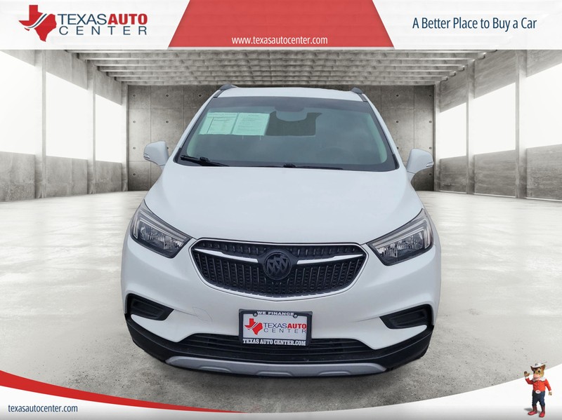 Buick Encore Vehicle Full-screen Gallery Image 03