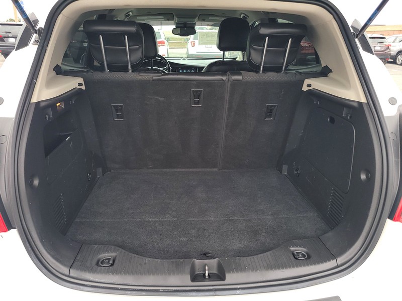 Buick Encore Vehicle Full-screen Gallery Image 11