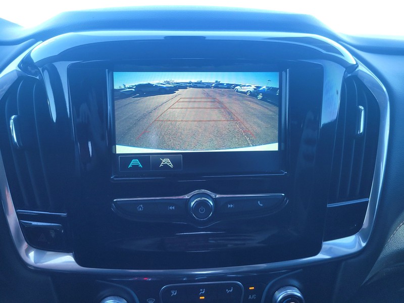 Chevrolet Traverse Vehicle Full-screen Gallery Image 18