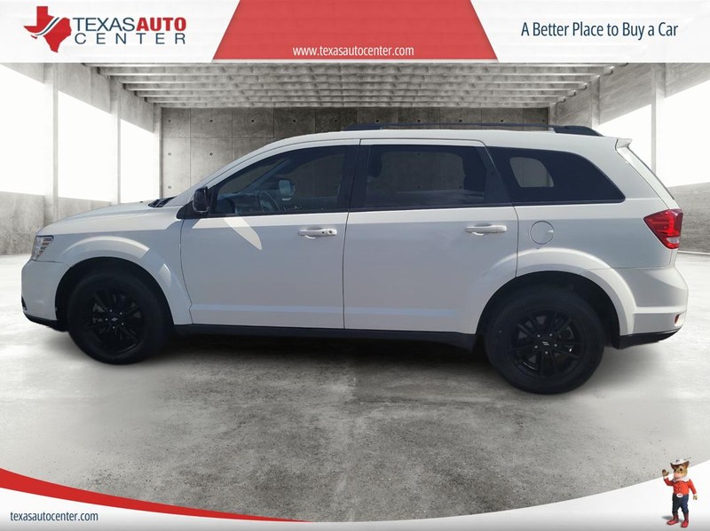 Dodge Journey Vehicle Full-screen Gallery Image 5