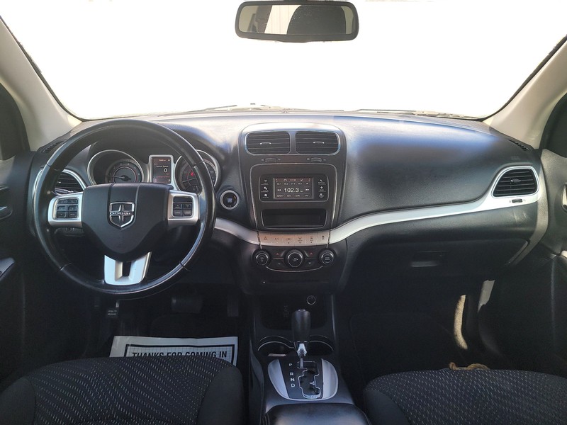 Dodge Journey Vehicle Full-screen Gallery Image 16