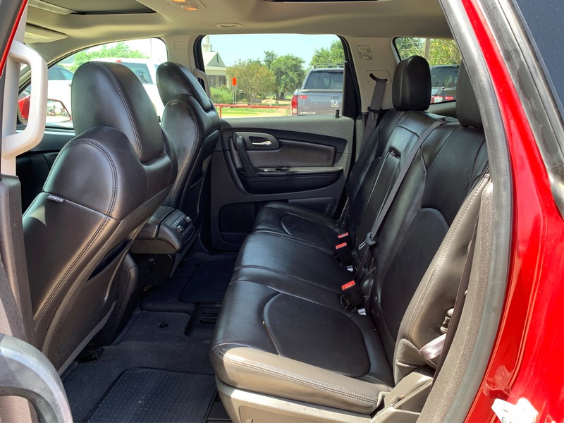 Chevrolet Traverse Vehicle Full-screen Gallery Image 10