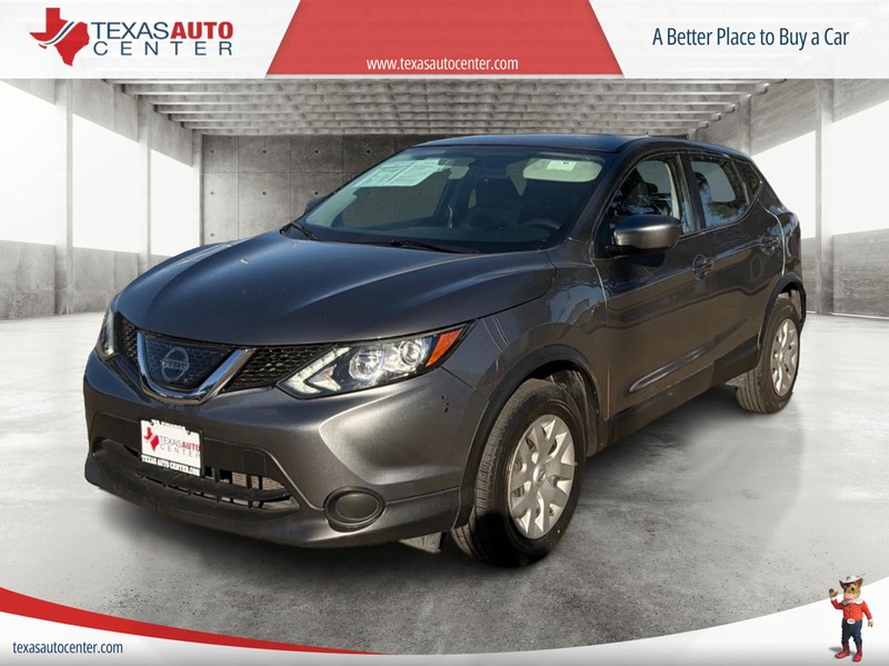 Nissan Rogue Sport Vehicle Full-screen Gallery Image 02