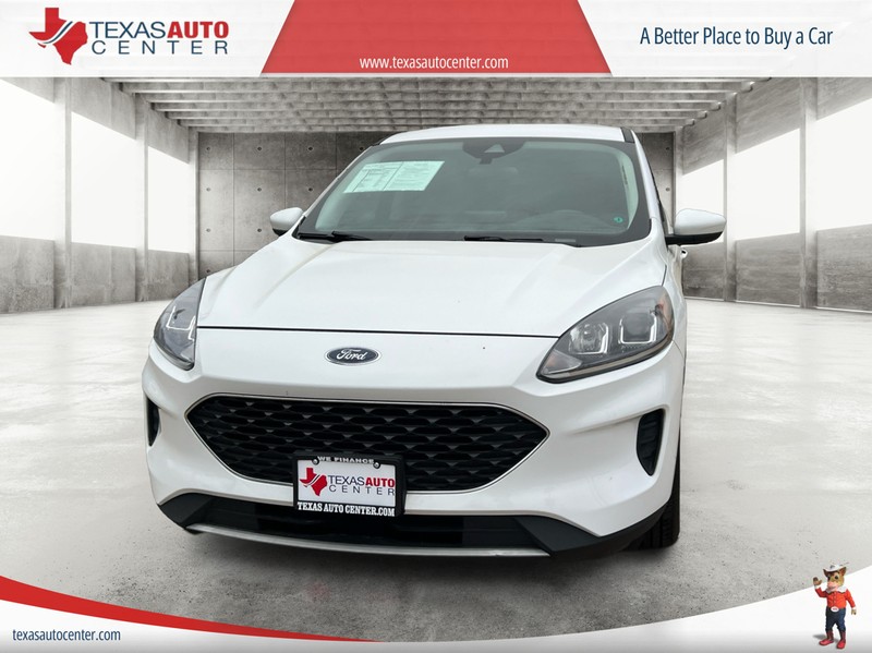 Ford Escape Vehicle Full-screen Gallery Image 3